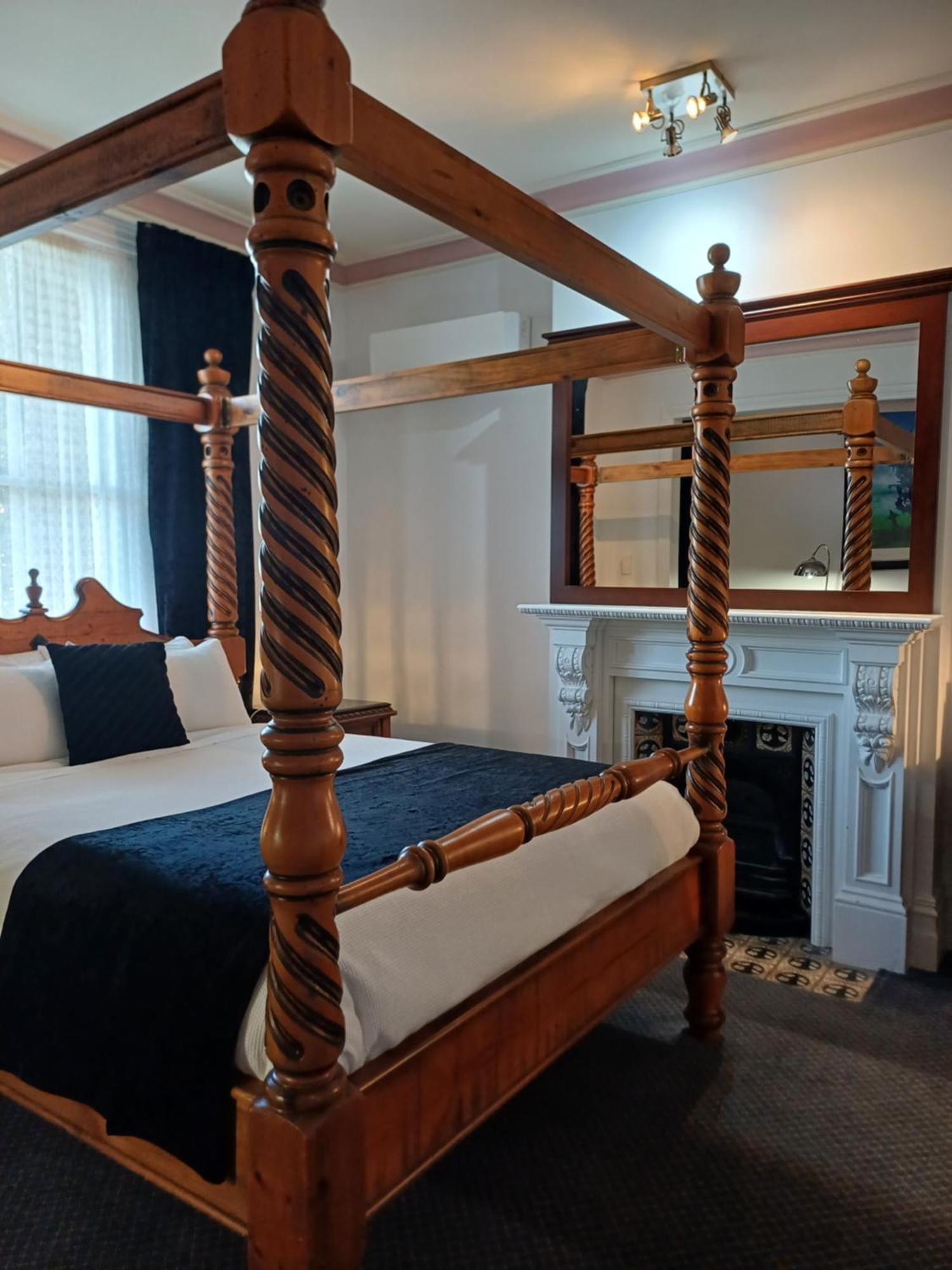 Art Hotel On York Launceston Exteriör bild