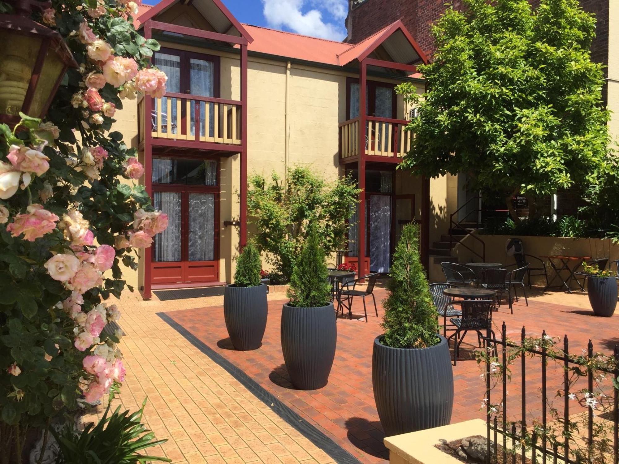 Art Hotel On York Launceston Exteriör bild